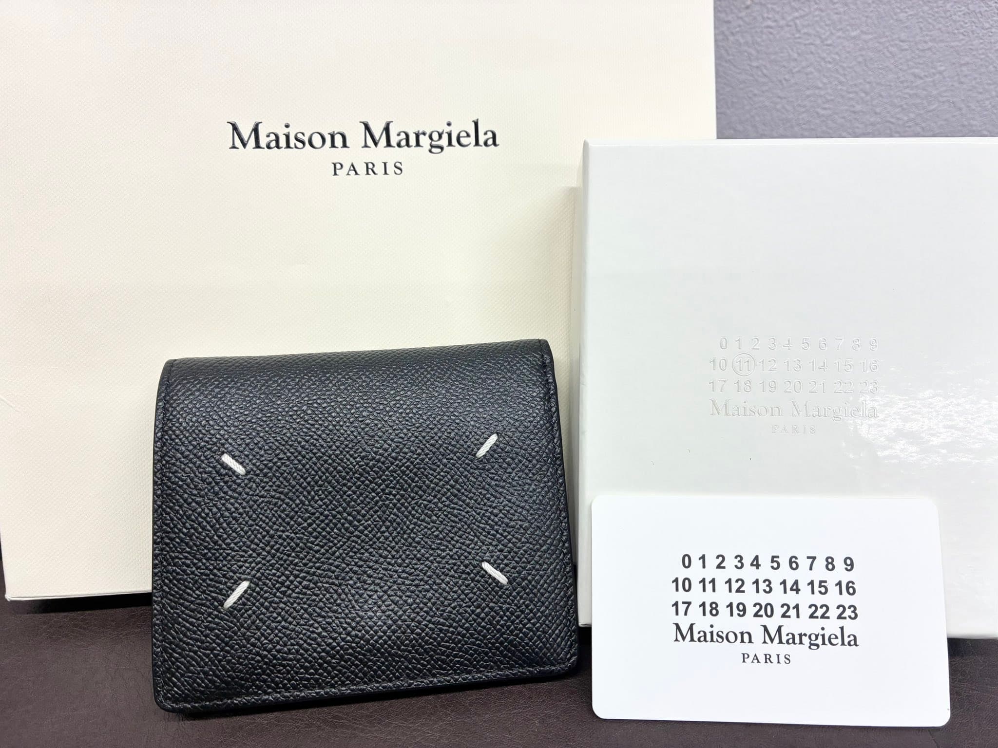 👜買取実績👜【Maison Margiela 4ステッチ 二つ折り ウォレット】ご売却いただきました✨