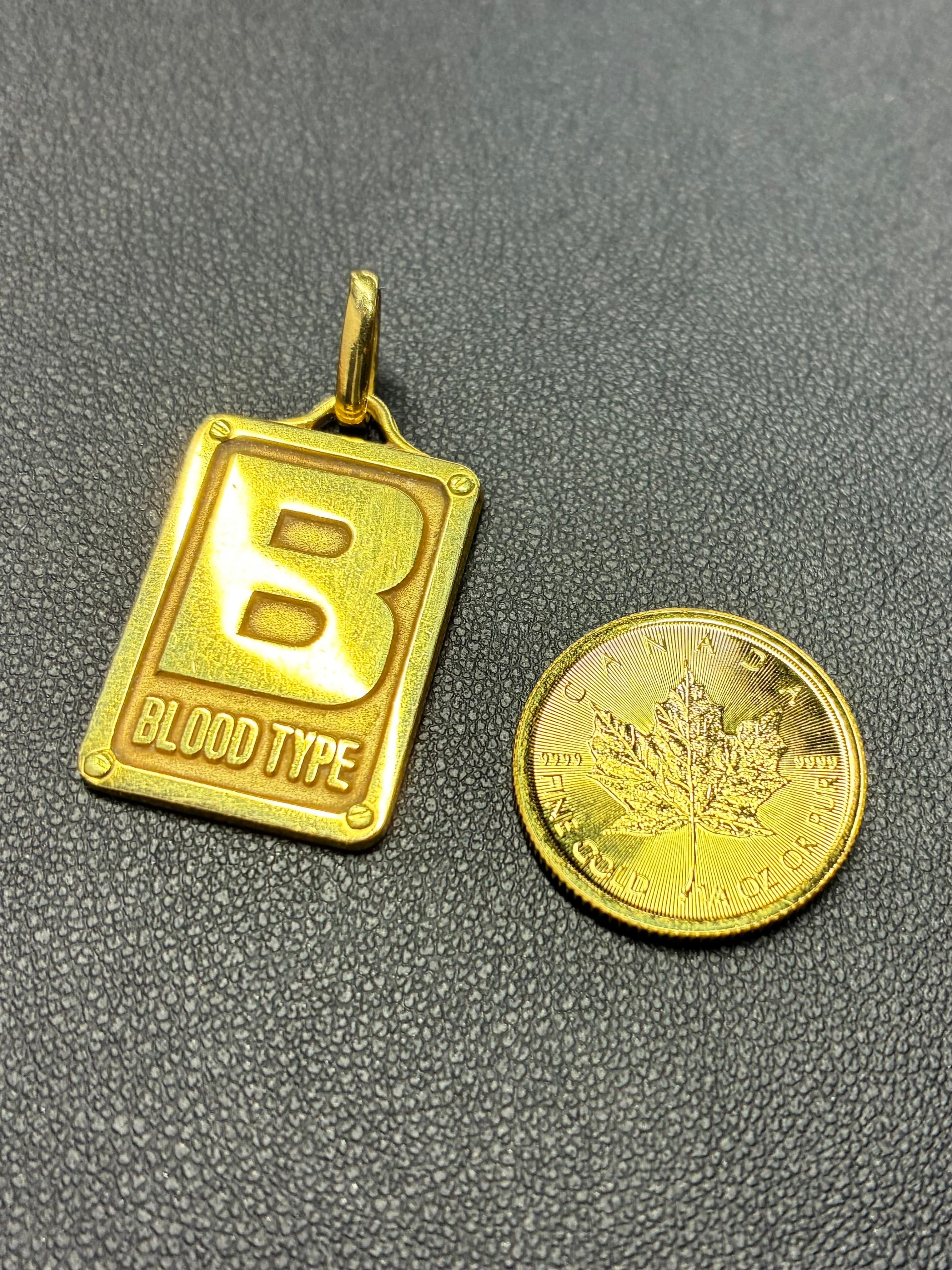 🪙買取実績🪙【メイプルリーフ金貨・K18ペンダント】
