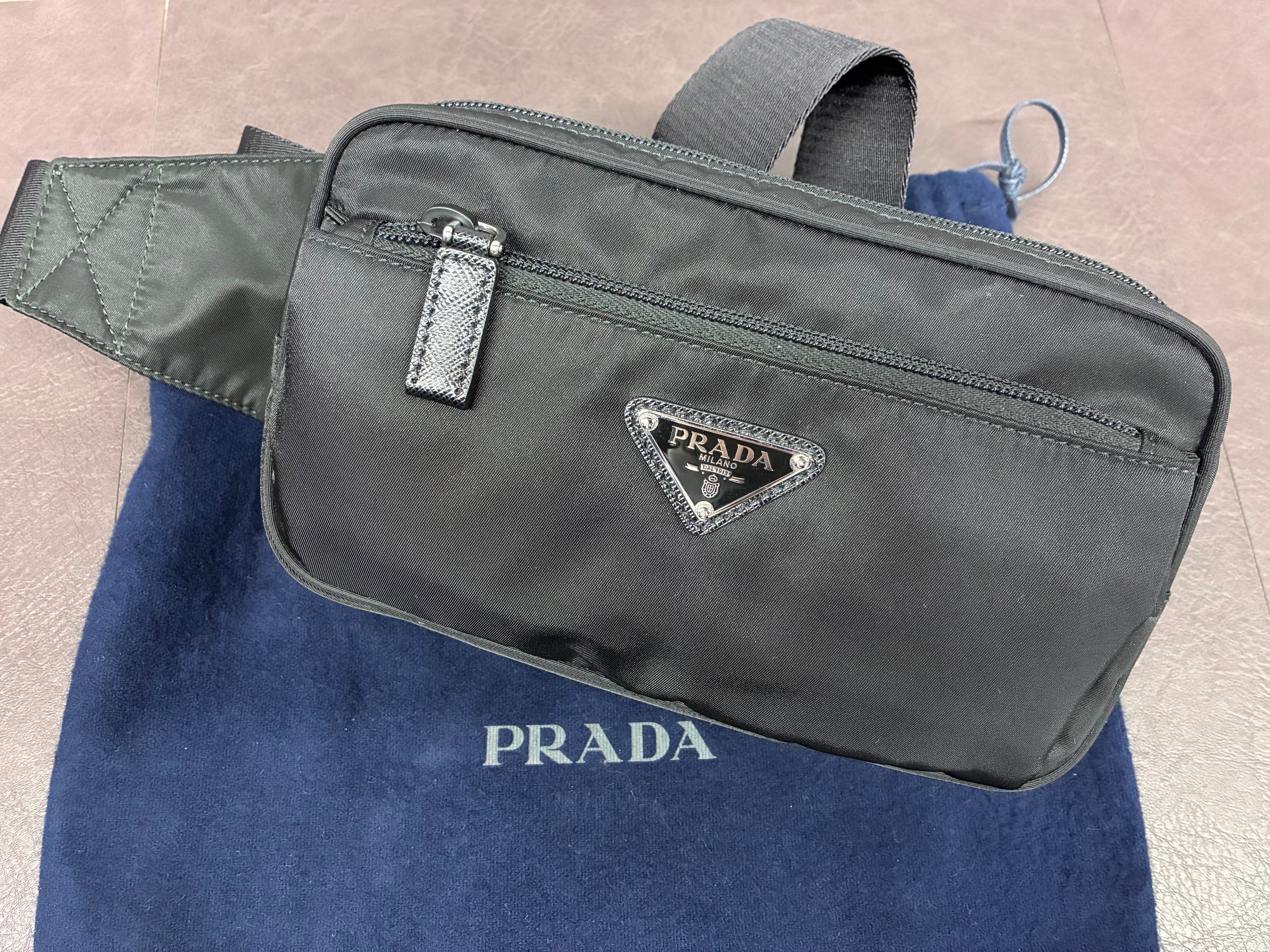 【買取実績】プラダ 2VL977 ボディバッグ ナイロン